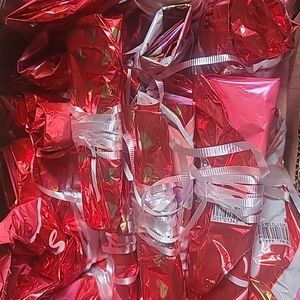 92 count Heart Shaped Happy Valentines Day balloons